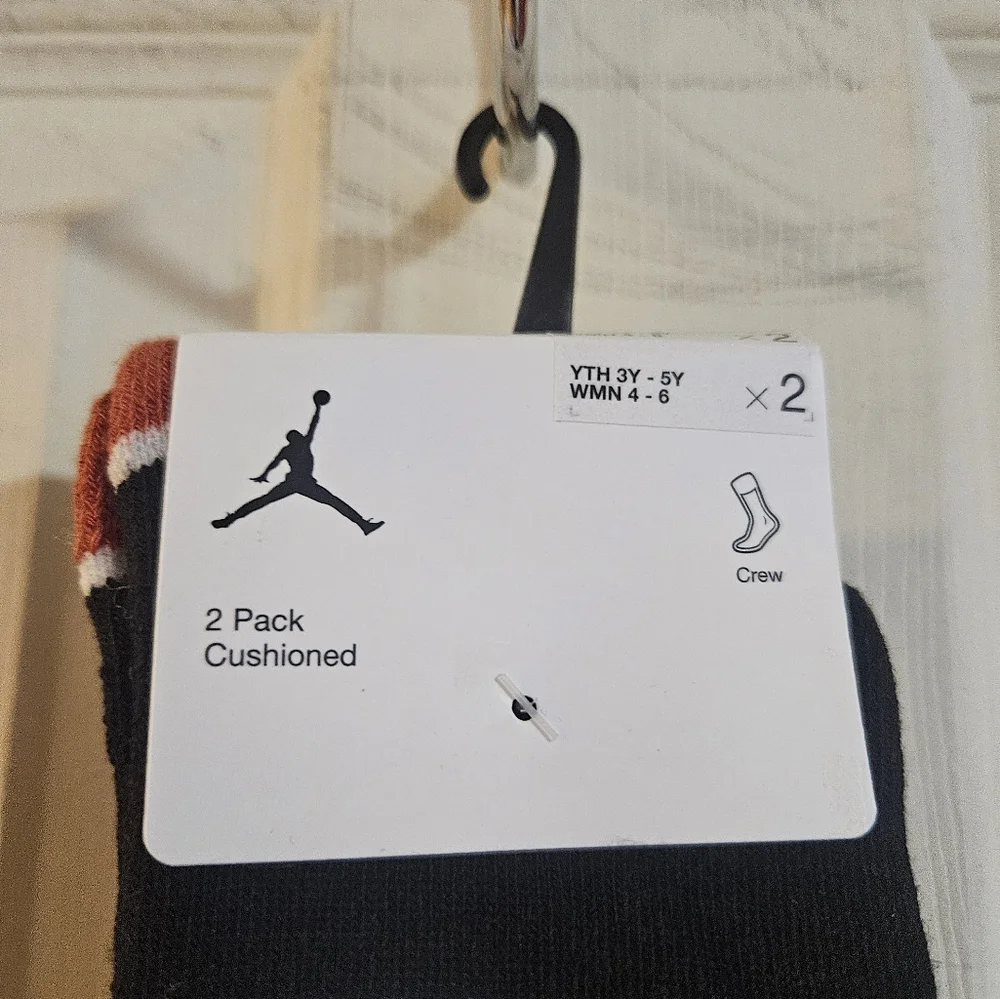 JORDAN YOUTH CUSHION SOCKS: 2 PAIR PACK: BLACK/BROWN: NEW IN PACKAGE: SIZE SMALL